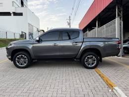 MITSUBISHI - L200 TRITON - 2021/2022 - Cinza - R$ 199.990,00