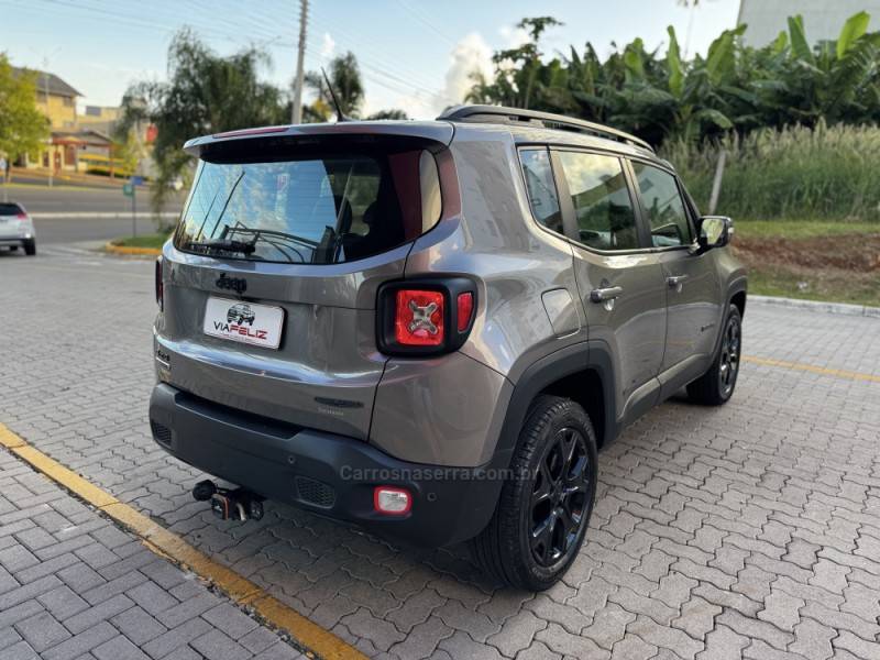 JEEP - RENEGADE - 2017/2018 - Cinza - R$ 98.990,00