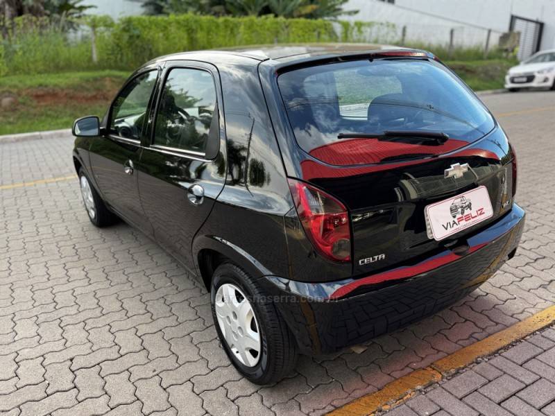 CHEVROLET - CELTA - 2011/2012 - Preta - R$ 33.990,00