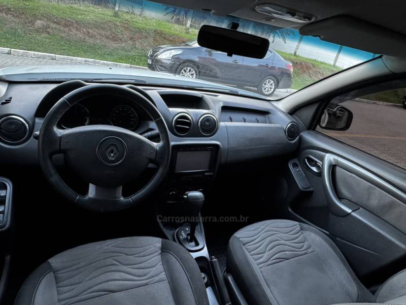 RENAULT - DUSTER - 2014/2015 - Branca - R$ 58.990,00
