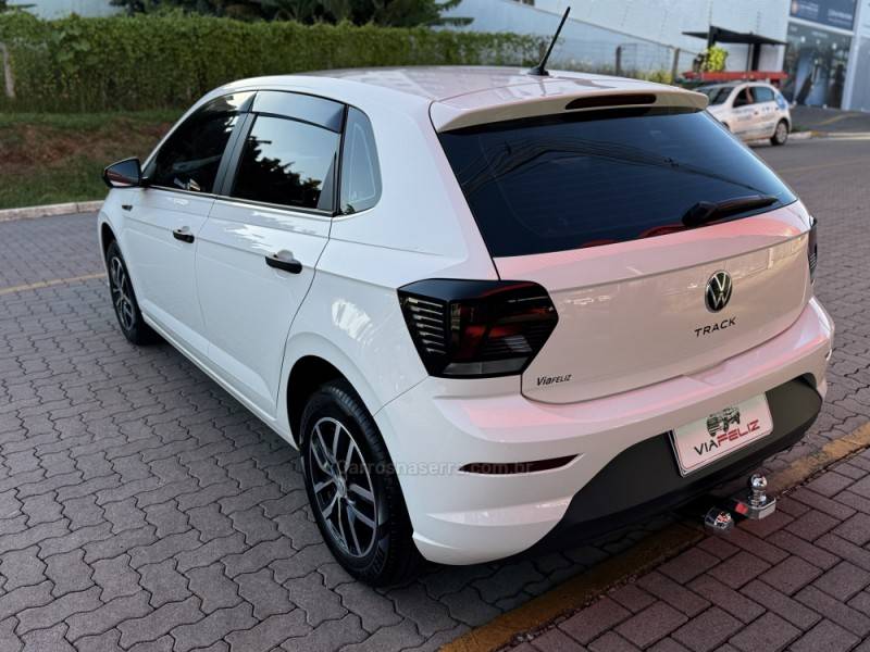 VOLKSWAGEN - POLO - 2023/2023 - Branca - R$ 74.990,00