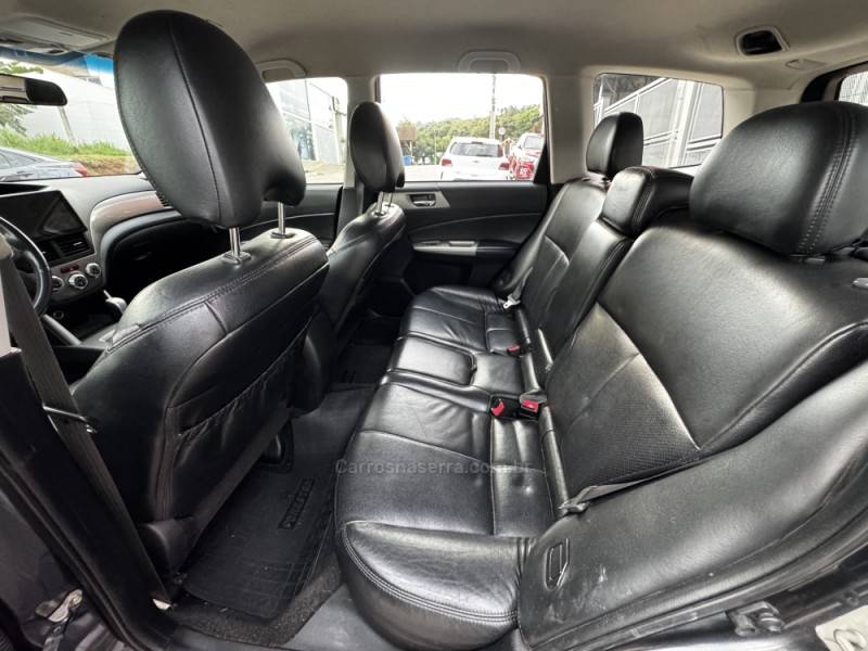 SUBARU - FORESTER - 2009/2010 - Cinza - R$ 43.990,00