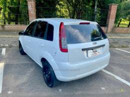 FORD - FIESTA - 2011/2011 - Branca - R$ 24.990,00