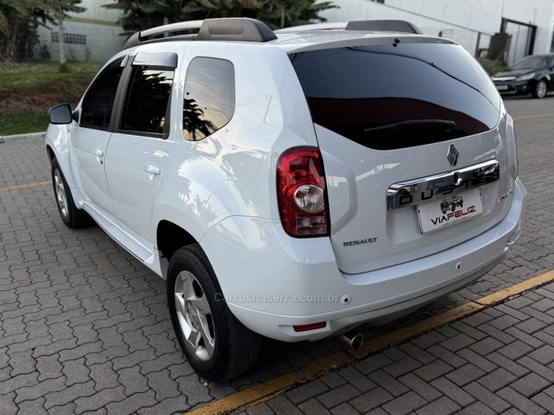 RENAULT - DUSTER - 2014/2015 - Branca - R$ 58.990,00