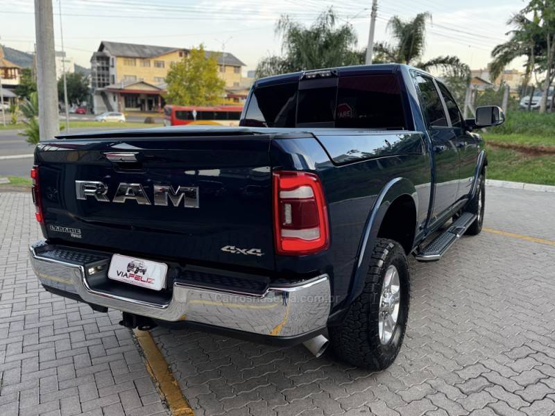 DODGE - RAM - 2021/2021 - Azul - R$ 369.990,00