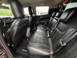FIAT - TORO - 2017/2017 - Verde - R$ 104.990,00