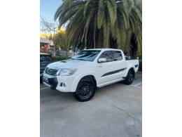 TOYOTA - HILUX - 2015/2015 - Branca - R$ 159.990,00