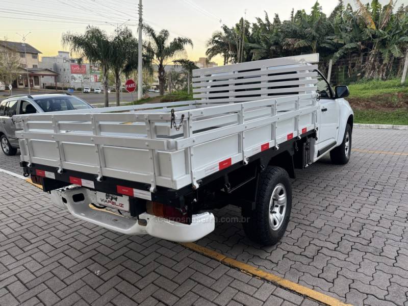 CHEVROLET - S10 - 2023/2023 - Branca - R$ 161.990,00