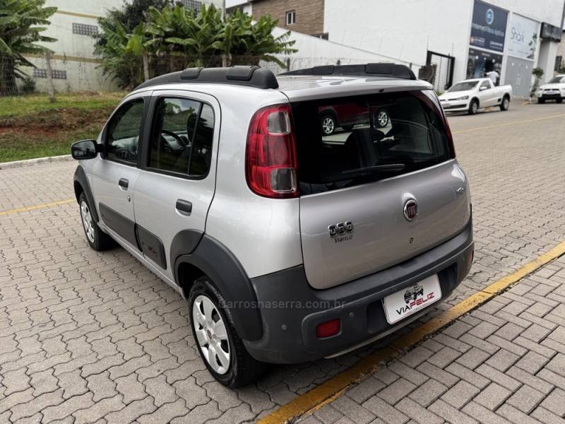 FIAT - UNO - 2014/2014 - Prata - R$ 38.990,00