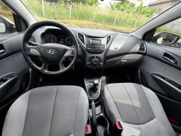 HYUNDAI - HB20S - 2018/2019 - Branca - R$ 61.990,00