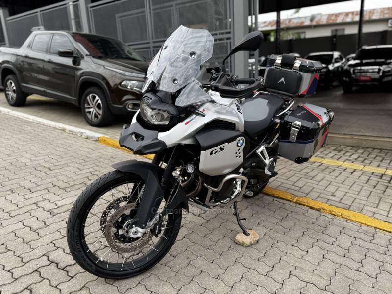 BMW - F 900 GS ADVENTURE PLUS - 2024/2025 - Cinza - R$ 94.990,00