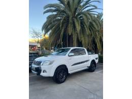 TOYOTA - HILUX - 2015/2015 - Branca - R$ 159.990,00