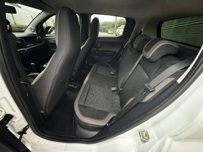 FIAT - MOBI - 2020/2021 - Branca - R$ 57.990,00