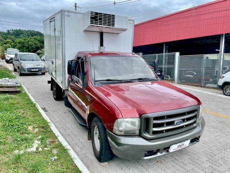 FORD - F-350 - 2007/2008 - Vermelha - R$ 124.990,00