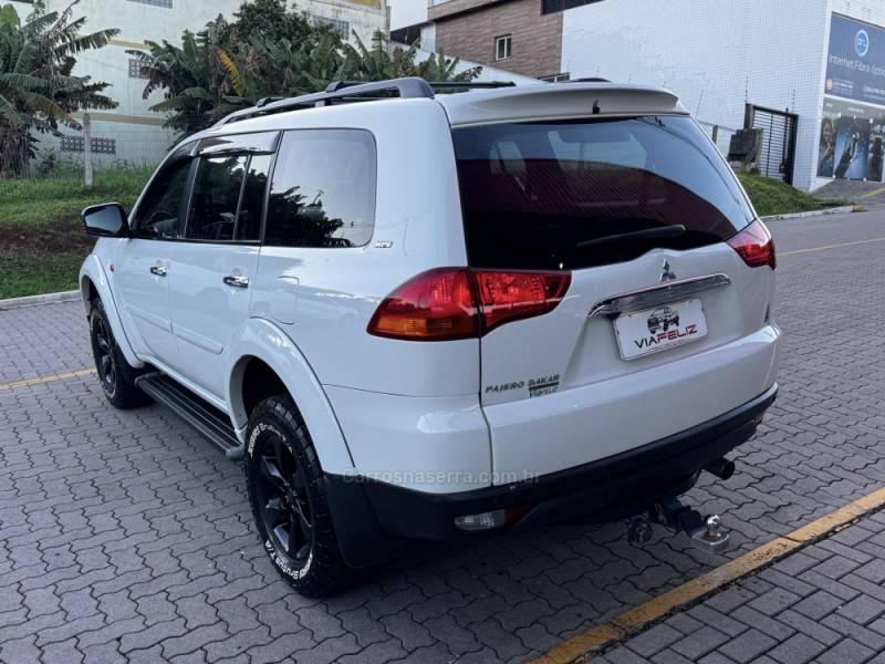 MITSUBISHI - PAJERO - 2012/2013 - Branca - R$ 98.990,00