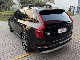 VOLVO - XC90 - 2022/2022 - Preta - R$ 344.990,00