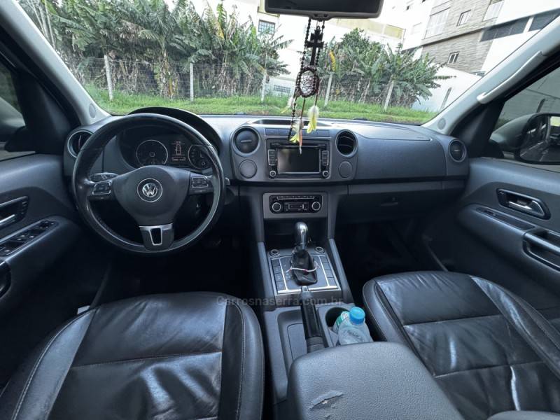 VOLKSWAGEN - AMAROK - 2014/2014 - Prata - R$ 101.990,00