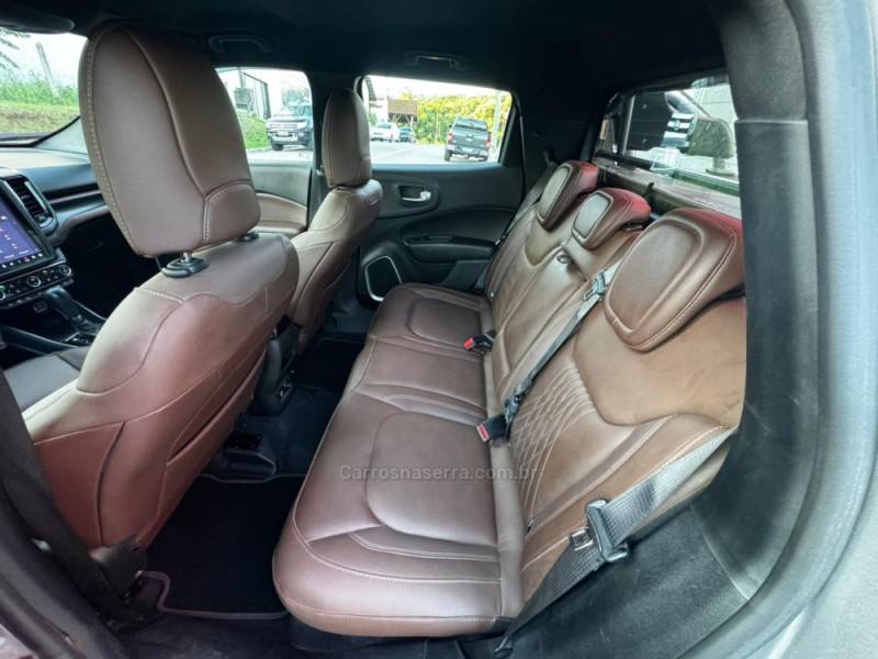 FIAT - TORO - 2022/2022 - Cinza - R$ 139.990,00