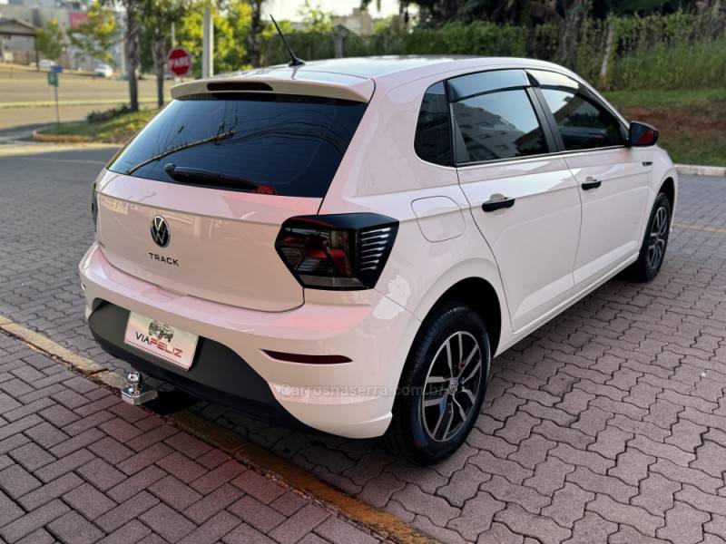 VOLKSWAGEN - POLO - 2023/2023 - Branca - R$ 74.990,00