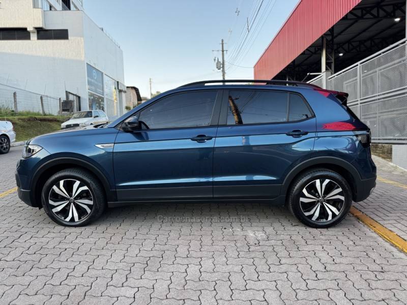 VOLKSWAGEN - T-CROSS - 2021/2022 - Azul - R$ 111.990,00