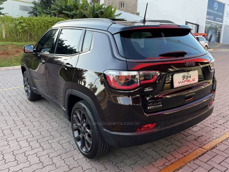 JEEP - COMPASS - 2020/2021 - Marrom - R$ 139.990,00