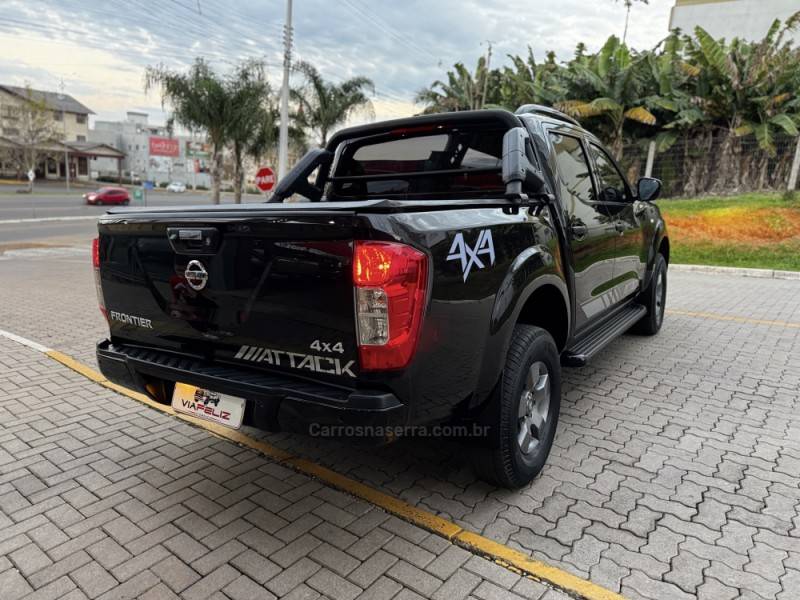 NISSAN - FRONTIER - 2018/2019 - Preta - R$ 146.990,00