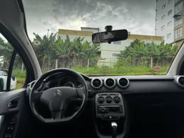 CITROËN - C3 - 2014/2015 - Branca - R$ 45.990,00