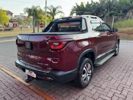 FIAT - TORO - 2016/2017 - Vermelha - R$ 100.990,00