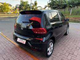 VOLKSWAGEN - FOX - 2015/2016 - Preta - R$ 49.990,00