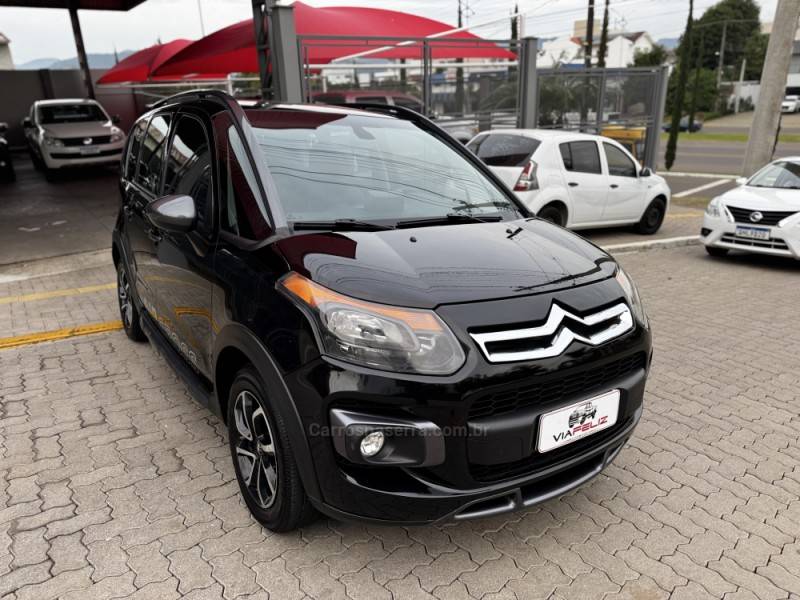 CITROËN - AIRCROSS - 2015/2015 - Preta - R$ 46.990,00