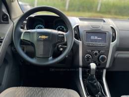 CHEVROLET - S10 - 2015/2016 - Prata - R$ 127.990,00