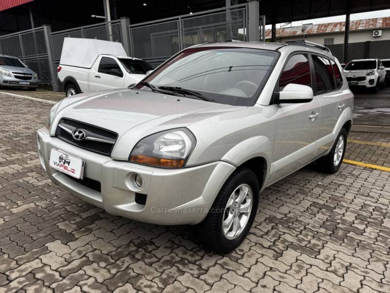 HYUNDAI - TUCSON - 2012/2013 - Prata - R$ 52.990,00
