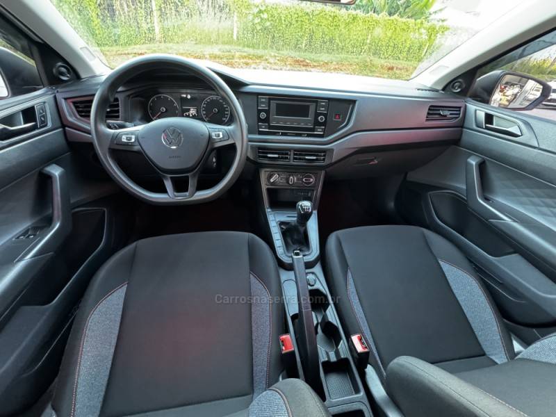 VOLKSWAGEN - POLO - 2023/2023 - Branca - R$ 74.990,00