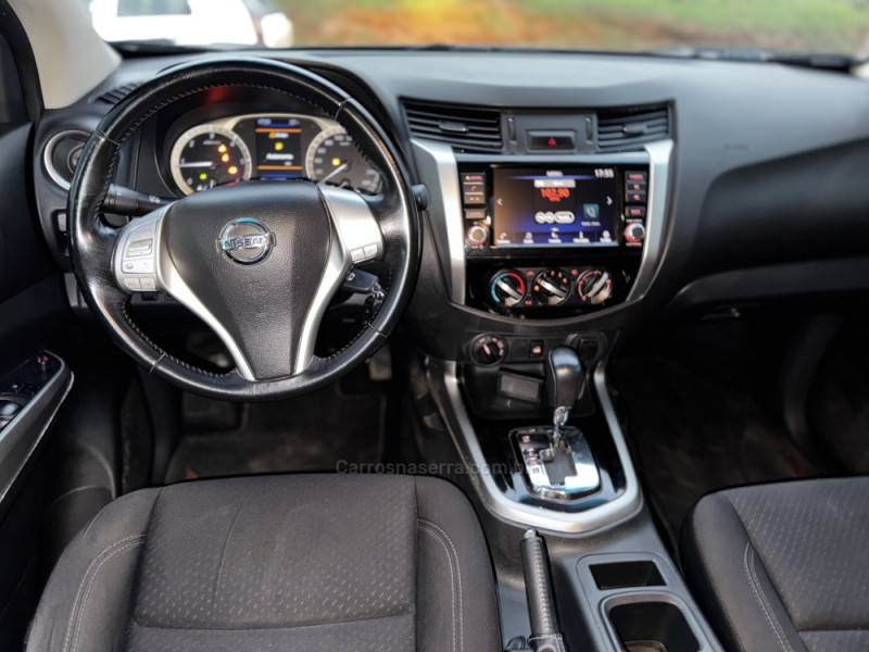 NISSAN - FRONTIER - 2018/2019 - Preta - R$ 146.990,00