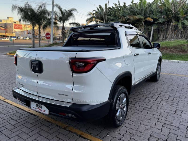 FIAT - TORO - 2020/2021 - Branca - R$ 104.990,00