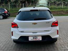 CHEVROLET - ONIX - 2021/2021 - Branca - R$ 84.990,00