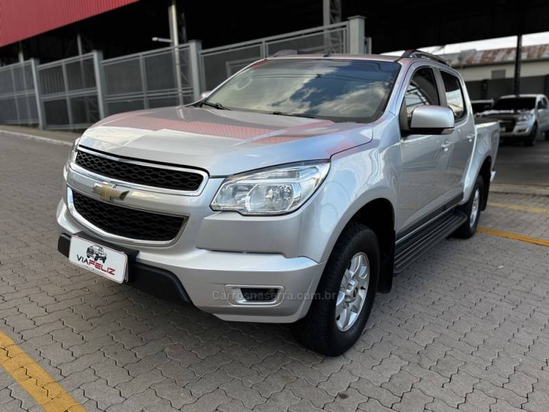 CHEVROLET - S10 - 2015/2016 - Prata - R$ 127.990,00