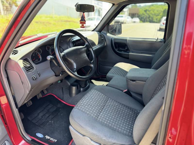 FORD - RANGER - 2009/2009 - Vermelha - R$ 63.990,00