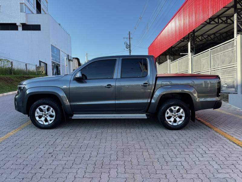 VOLKSWAGEN - AMAROK - 2024/2025 - Cinza - R$ 278.990,00