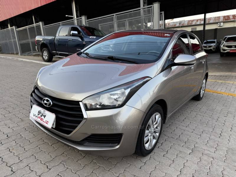 HYUNDAI - HB20 - 2016/2017 - Cinza - R$ 58.990,00