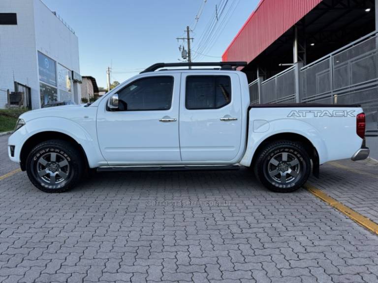 NISSAN - FRONTIER - 2016/2016 - Branca - R$ 116.990,00