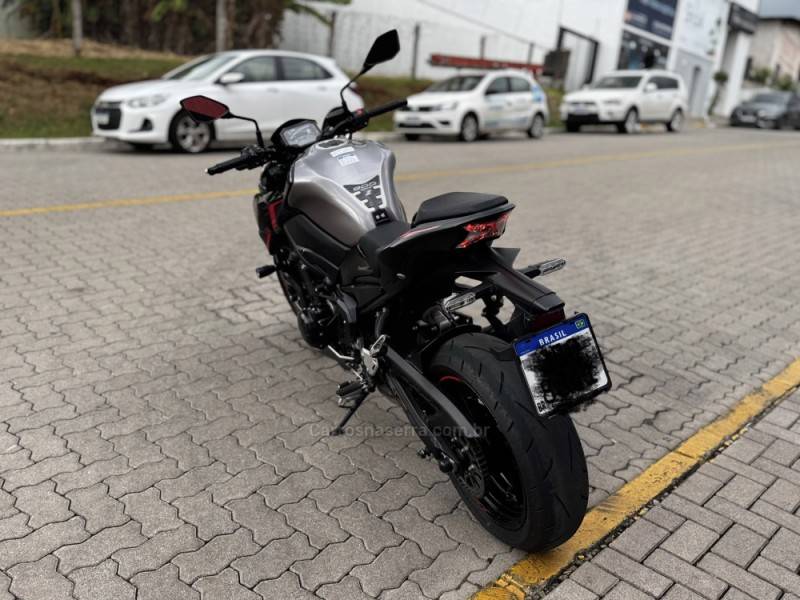 KAWASAKI - Z900 - 2023/2023 - Preta - R$ 57.990,00