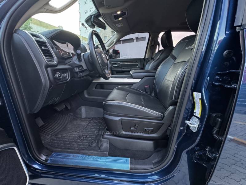 DODGE - RAM - 2021/2021 - Azul - R$ 369.990,00