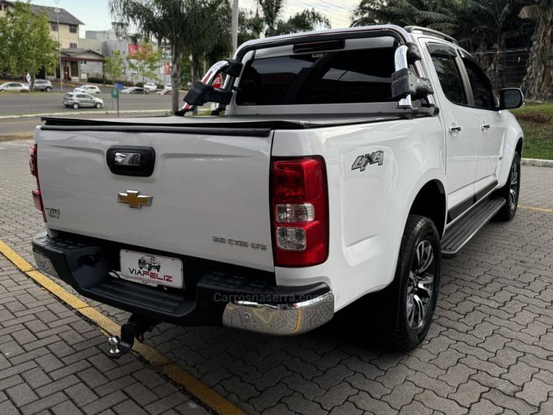 CHEVROLET - S10 - 2019/2019 - Branca - R$ 161.990,00