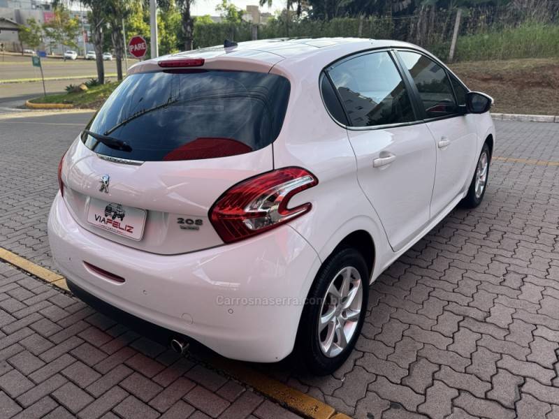 PEUGEOT - 208 - 2015/2016 - Branca - R$ 57.990,00