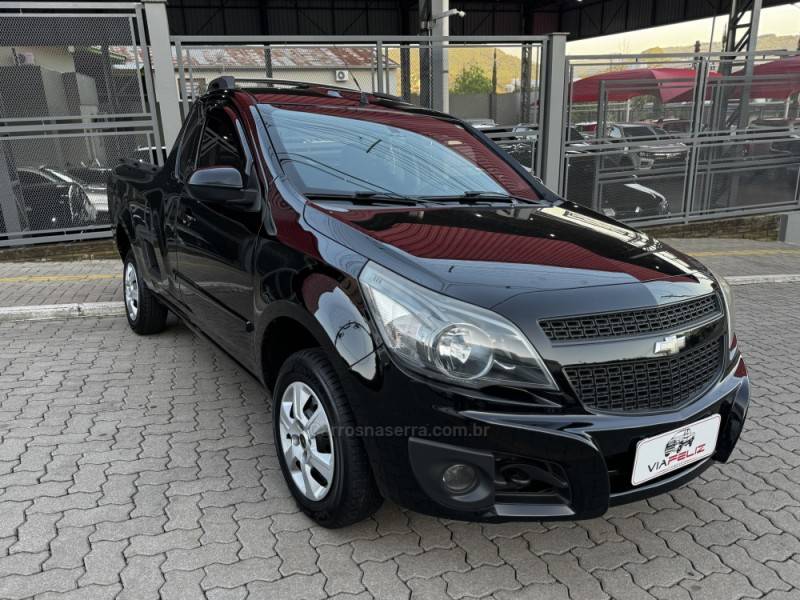 CHEVROLET - MONTANA - 2013/2013 - Preta - R$ 44.990,00