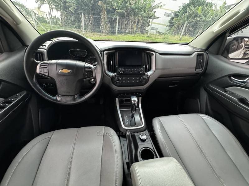 CHEVROLET - S10 - 2019/2019 - Branca - R$ 161.990,00