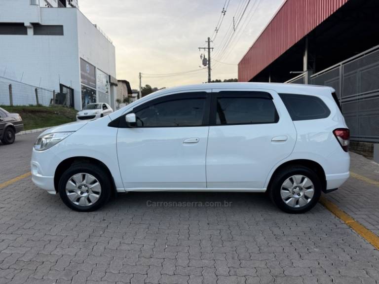 CHEVROLET - SPIN - 2014/2015 - Branca - R$ 44.990,00