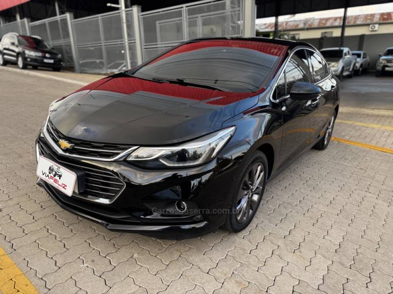 CHEVROLET - CRUZE - 2017/2018 - Preta - R$ 92.990,00
