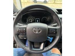 TOYOTA - HILUX - 2019/2020 - Cinza - R$ 219.990,00